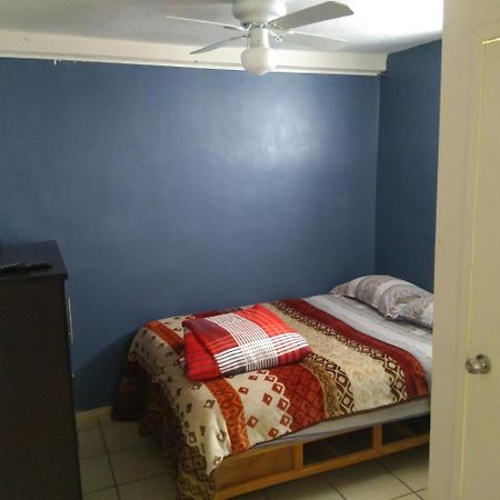 Hostal Yapa León Esterno foto