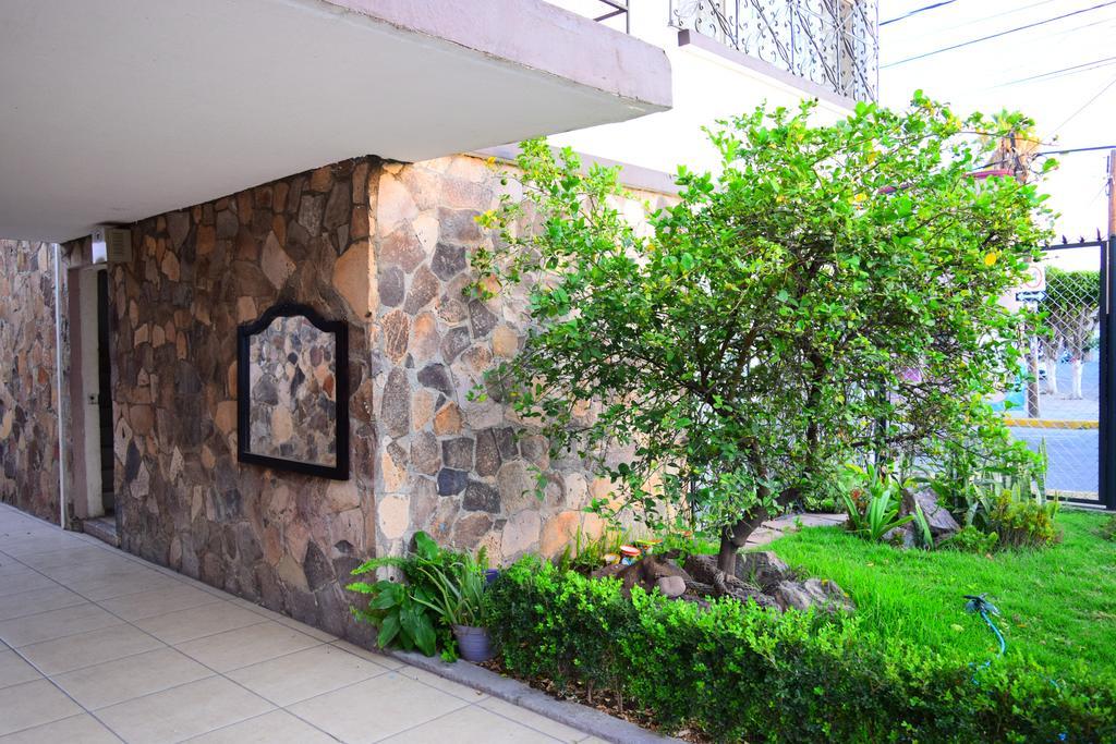 Hostal Yapa León Esterno foto