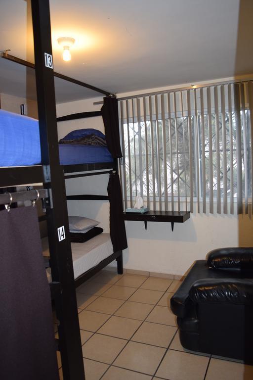 Hostal Yapa León Esterno foto