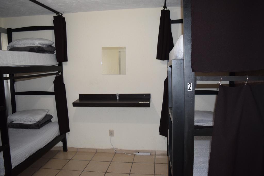 Hostal Yapa León Esterno foto